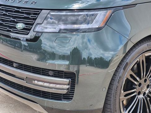 New 2026 Land Rover Range Rover Long Wheelbase SE AWD/4WD image 8