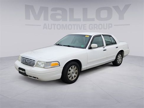 Used 2011 Ford Crown Victoria LX w/ Comfort Appearance Pkg image 6