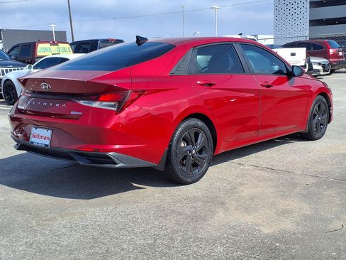 Used 2022 Hyundai Elantra SEL FWD image 24