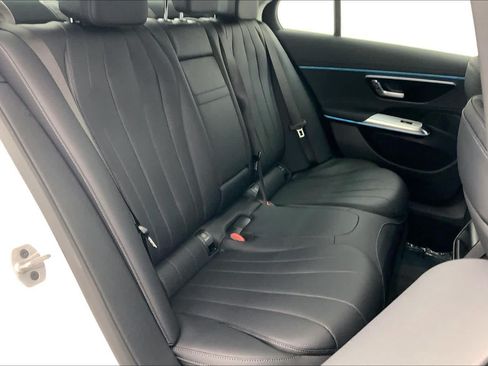 Used 2026 Mercedes-Benz E 350 Sedan image 13