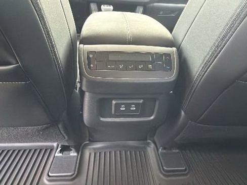 New 2026 Nissan Pathfinder SL AWD/4WD image 25