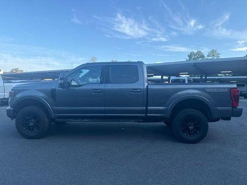 Certified 2022 Ford F250 Lariat w/ Tremor Off-Road Package AWD/4WD image 2