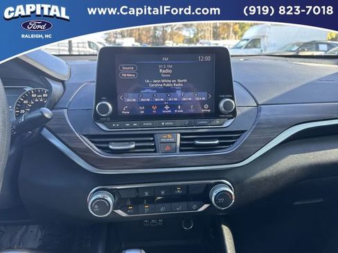 Used 2024 Nissan Altima 2.5 SV image 25