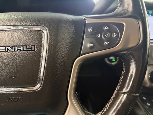 Used 2020 GMC Yukon XL Denali w/ Open Road Package AWD/4WD image 26