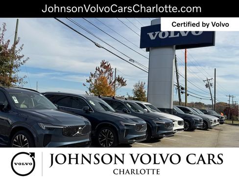 Used 2026 Volvo XC40 B5 Plus AWD/4WD image 11