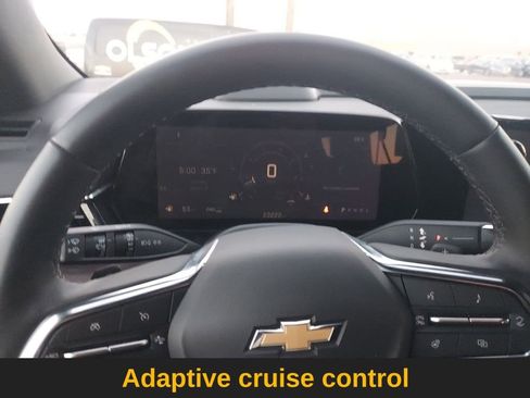 Used 2025 Chevrolet Suburban Premier image 15