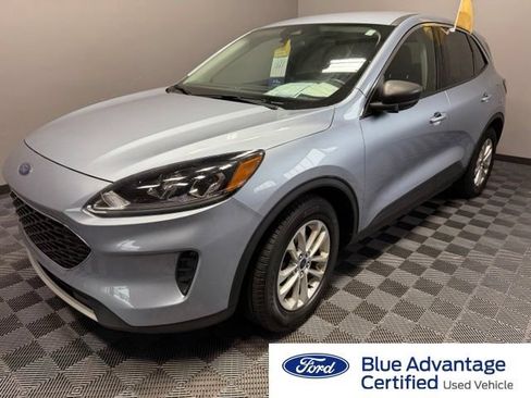 Used 2022 Ford Escape SE w/ Convenience Package FWD image 1