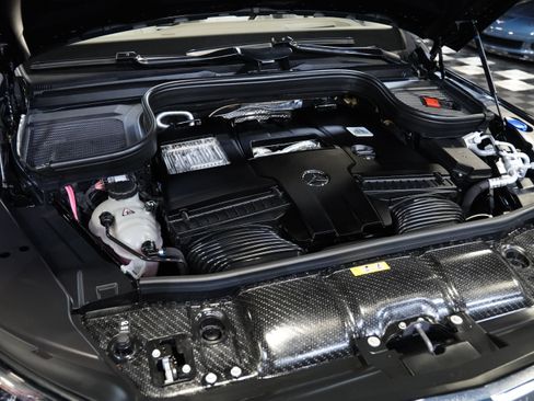 Used 2025 Mercedes-Benz Maybach GLS 600 4MATIC image 74