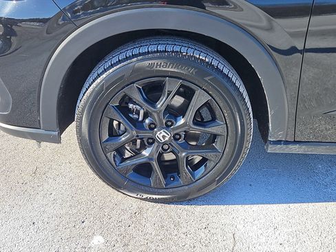 Certified 2025 Honda HR-V Sport image 22