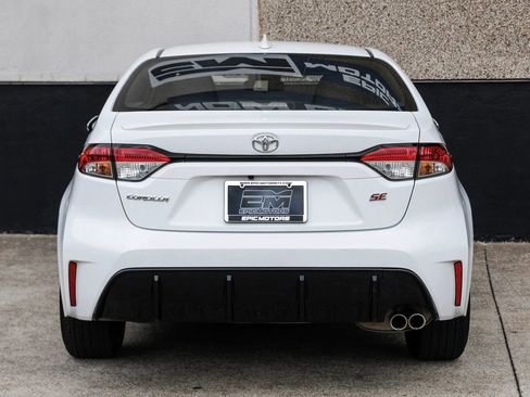 Used 2024 Toyota Corolla SE FWD image 8