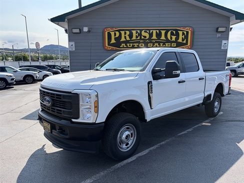Used 2024 Ford F250 XL AWD/4WD image 1