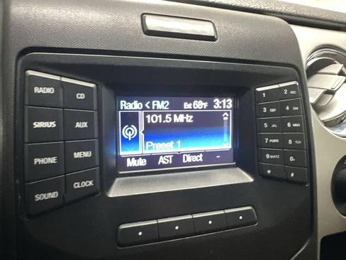Used 2013 Ford F150 XLT w/ Mid Equipment Group AWD/4WD image 32
