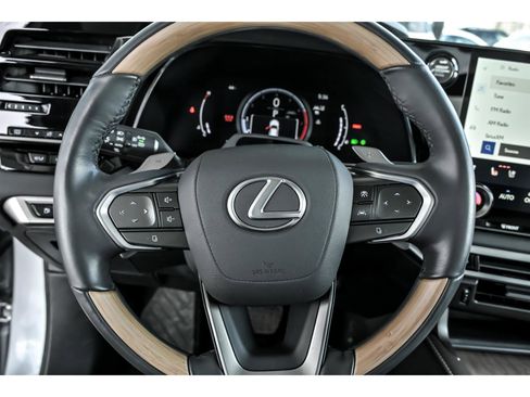 Used 2024 Lexus RX 350 AWD w/ Convenience Package image 17
