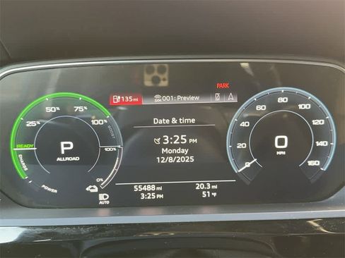 Used 2019 Audi e-tron Prestige w/ Prestige Package image 19