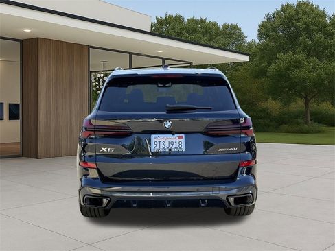 Used 2026 BMW X5 xDrive40i w/ M Sport Package image 10