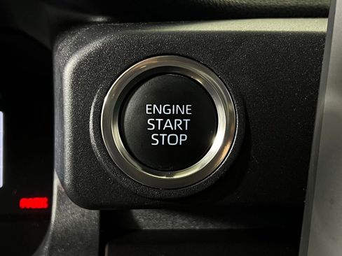 Certified 2025 Toyota 4Runner SR5 image 20