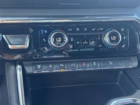 Used 2024 GMC Sierra 2500 Denali Ultimate image 27