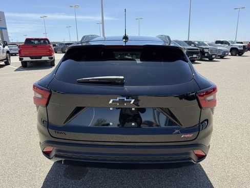 New 2026 Chevrolet Trax RS w/ Driver Confidence Package image 8