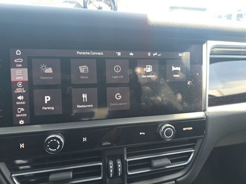 Used 2023 Porsche Macan S AWD/4WD image 19