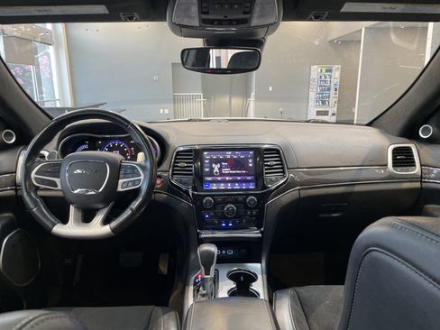 Used 2019 Jeep Grand Cherokee SRT AWD/4WD image 34