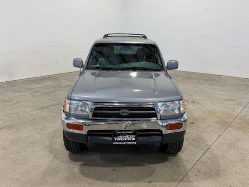 Used 1996 Toyota 4Runner SR5 AWD/4WD image 4