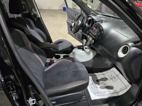 Used 2017 Nissan Juke SV AWD/4WD image 32