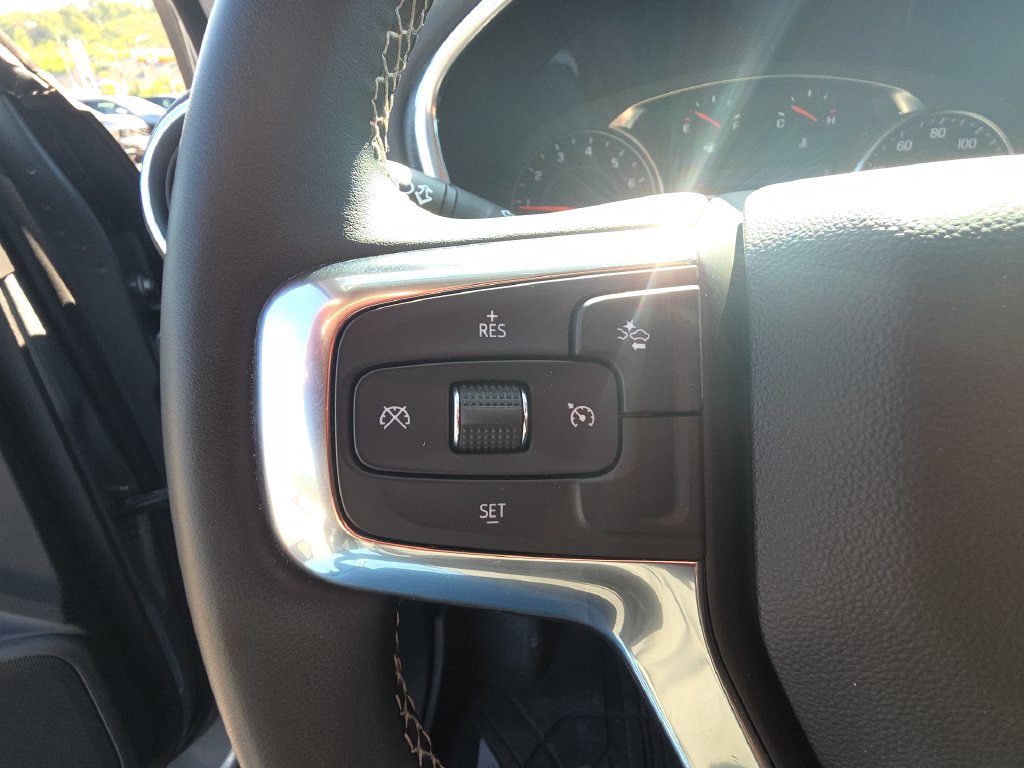 Used 2023 Chevrolet Blazer LT w/ Sound & Technology Package FWD image 18