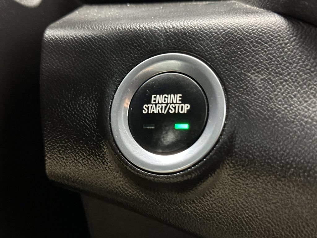 Used 2024 GMC Terrain SLT AWD/4WD image 21