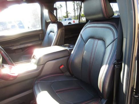 Certified 2022 Ford Expedition Max Limited image 7