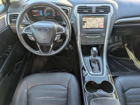 Used 2015 Ford Fusion SE w/ Equipment Group 202A FWD image 6