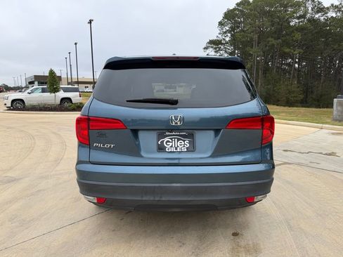 Used 2017 Honda Pilot EX-L image 4