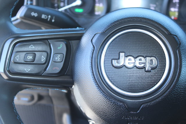 Used 2024 Jeep Wrangler Unlimited Rubicon 4xe AWD/4WD image 18