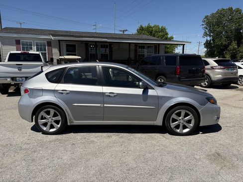 Used 2010 Subaru Impreza Outback Sport image 2