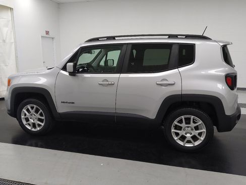Used 2020 Jeep Renegade Latitude AWD/4WD image 3
