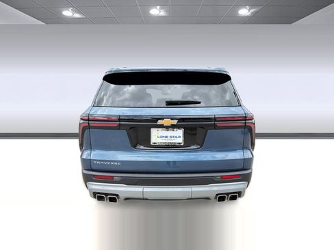 Certified 2025 Chevrolet Traverse LT w/ Enhanced Driving Package FWD image 10