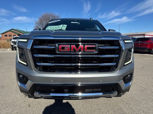 New 2026 GMC Yukon Elevation w/ LPO, Floor Liner Package AWD/4WD image 9