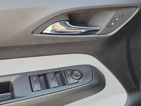 New 2027 Chevrolet Bolt LT w/ Comfort Package FWD image 21