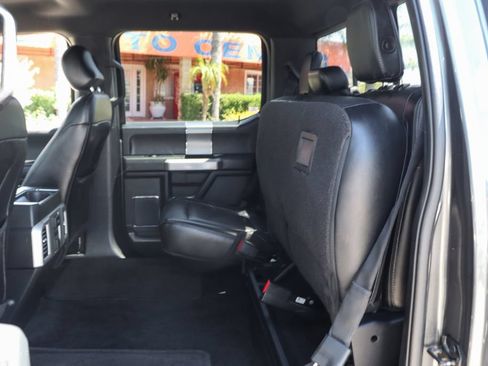 Used 2015 Ford F150 Lariat w/ Equipment Group 502A Luxury AWD/4WD image 39