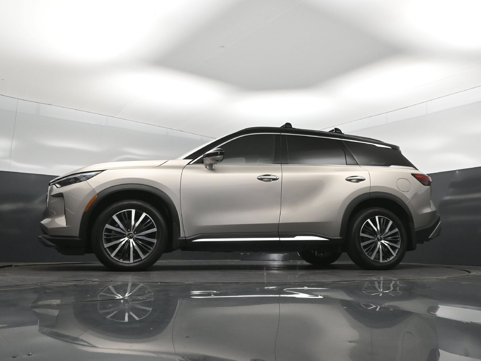Used 2025 INFINITI QX60 Autograph w/ Cargo Package AWD/4WD image 39
