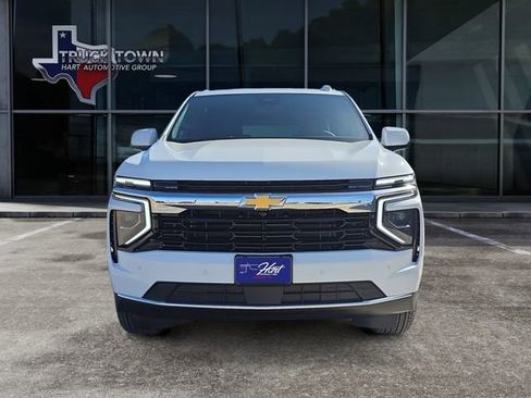 New 2026 Chevrolet Suburban LS AWD/4WD image 8