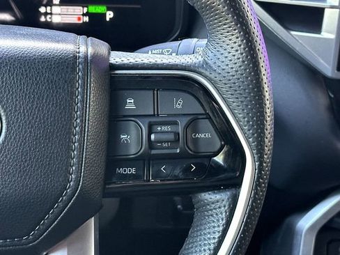 Used 2024 Toyota Sequoia Platinum image 23