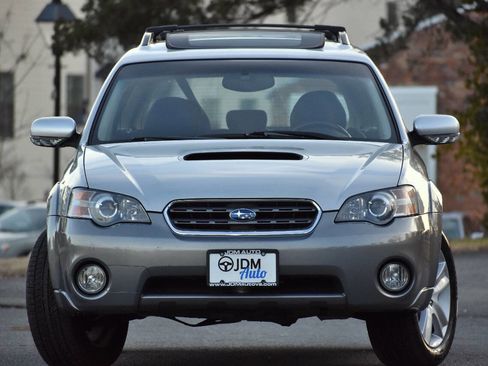 Used 2005 Subaru Outback 2.5XT Limited image 3