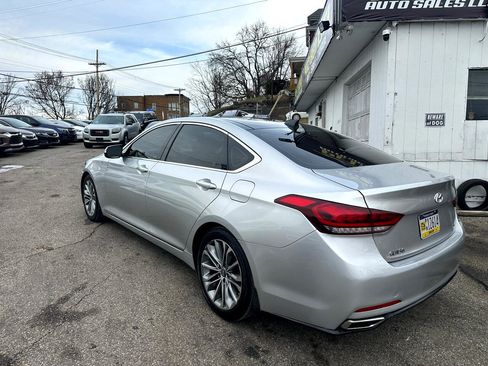 Used 2016 Hyundai Genesis 3.8 w/ Option Group 02 image 18