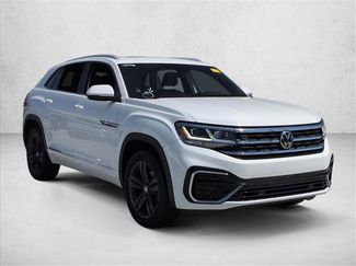 Used 2020 Volkswagen Atlas Cross Sport SE w/ Panoramic Sunroof Package AWD/4WD video 3