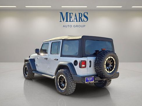 Used 2021 Jeep Wrangler Unlimited Sport image 3