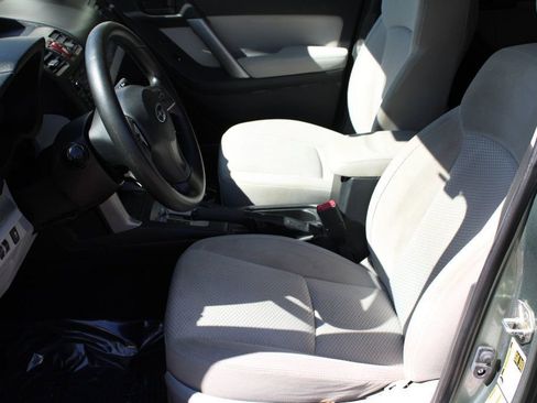 Used 2015 Subaru Forester 2.5i Premium image 16