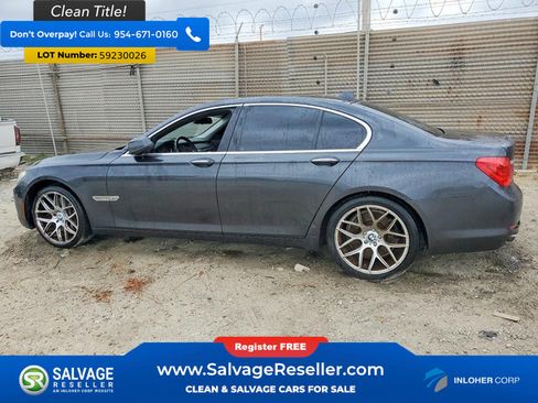 Used 2011 BMW 750i xDrive AWD/4WD image 3