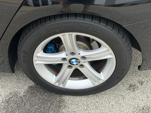 Used 2013 BMW 328i xDrive Sedan AWD/4WD image 10