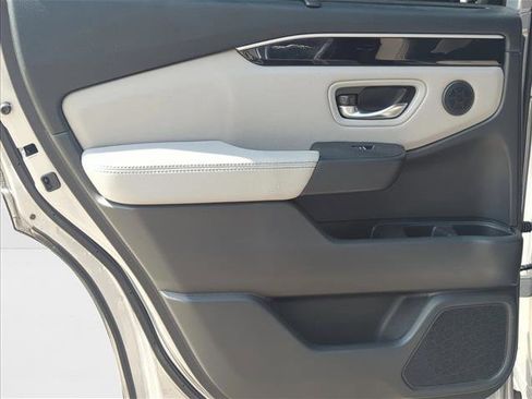 Used 2023 Honda Pilot EX-L image 19