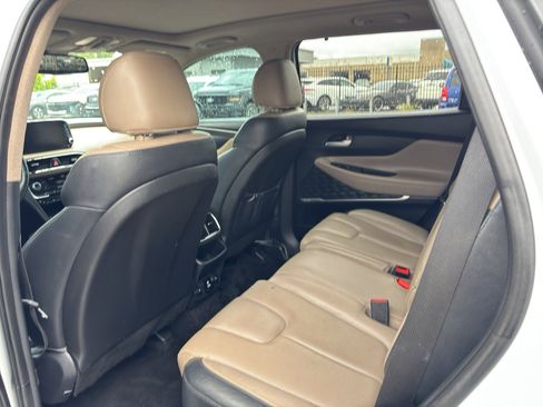 Used 2020 Hyundai Santa Fe Limited w/ Cargo Package FWD image 4